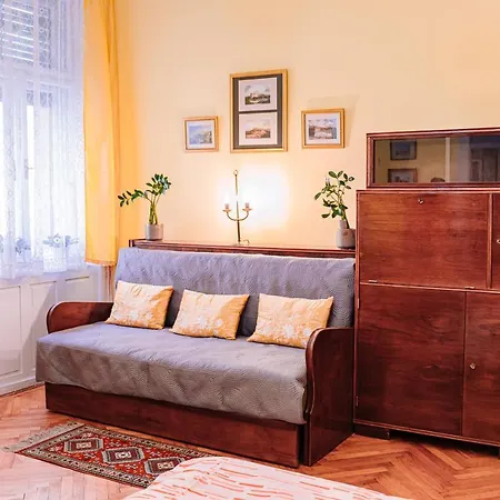 Apartment Hilda *